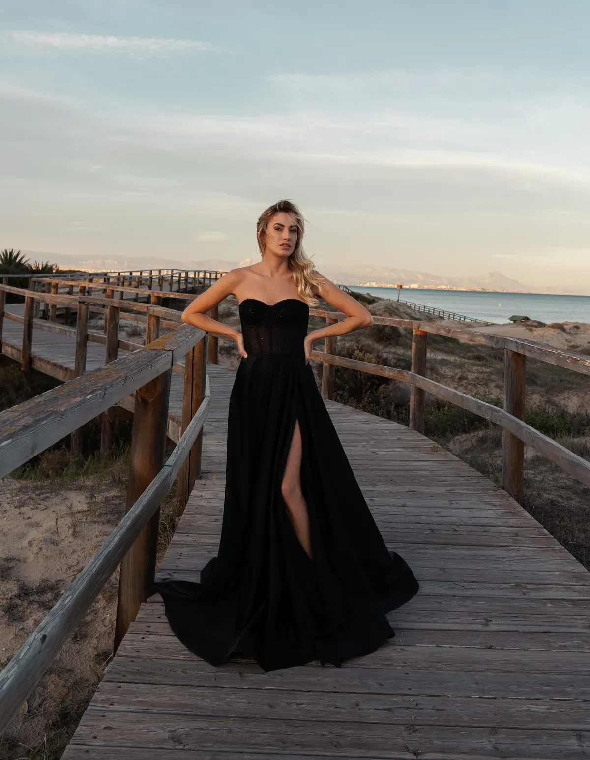 Vestido de fiesta 2 de JJ Bridal (foto 3)